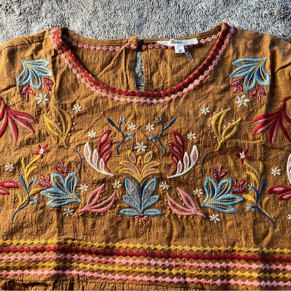 Andree by Unit Embroidered Blouse Large - Picture 4 of 9